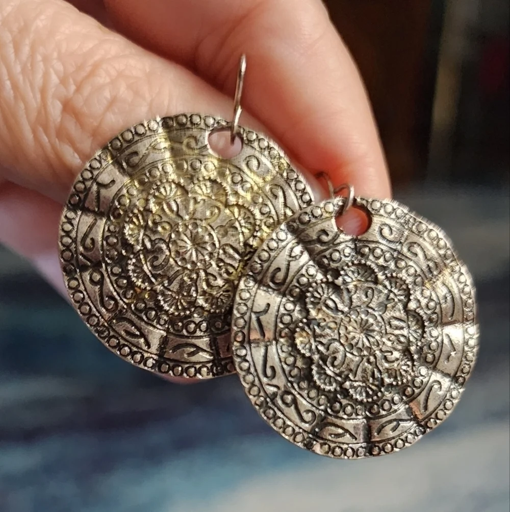 💥4 For $20💥Pewter Tone Round Earrings
